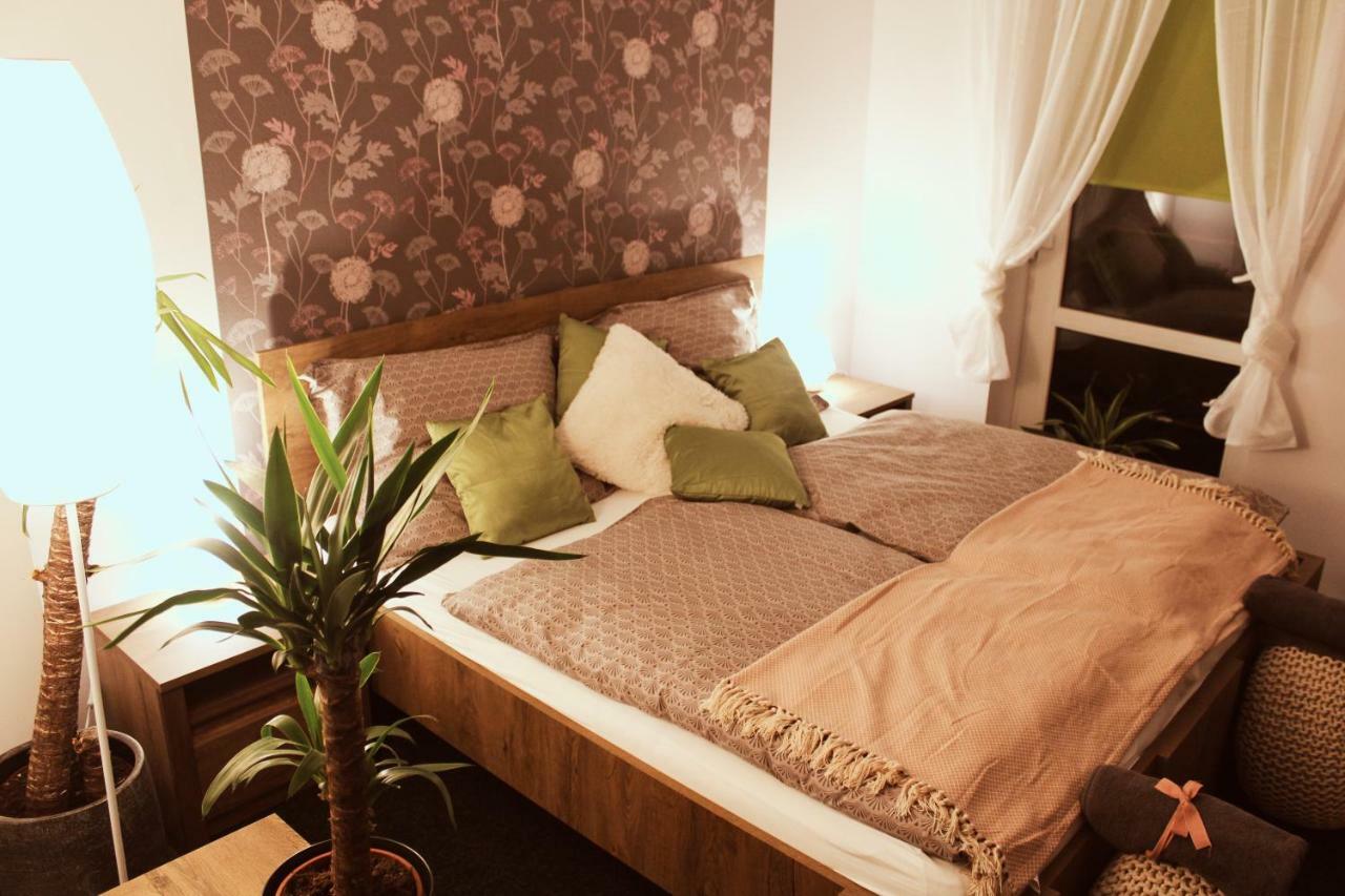 Apartmany Caffe & Grill Roudnice nad Labem Ngoại thất bức ảnh