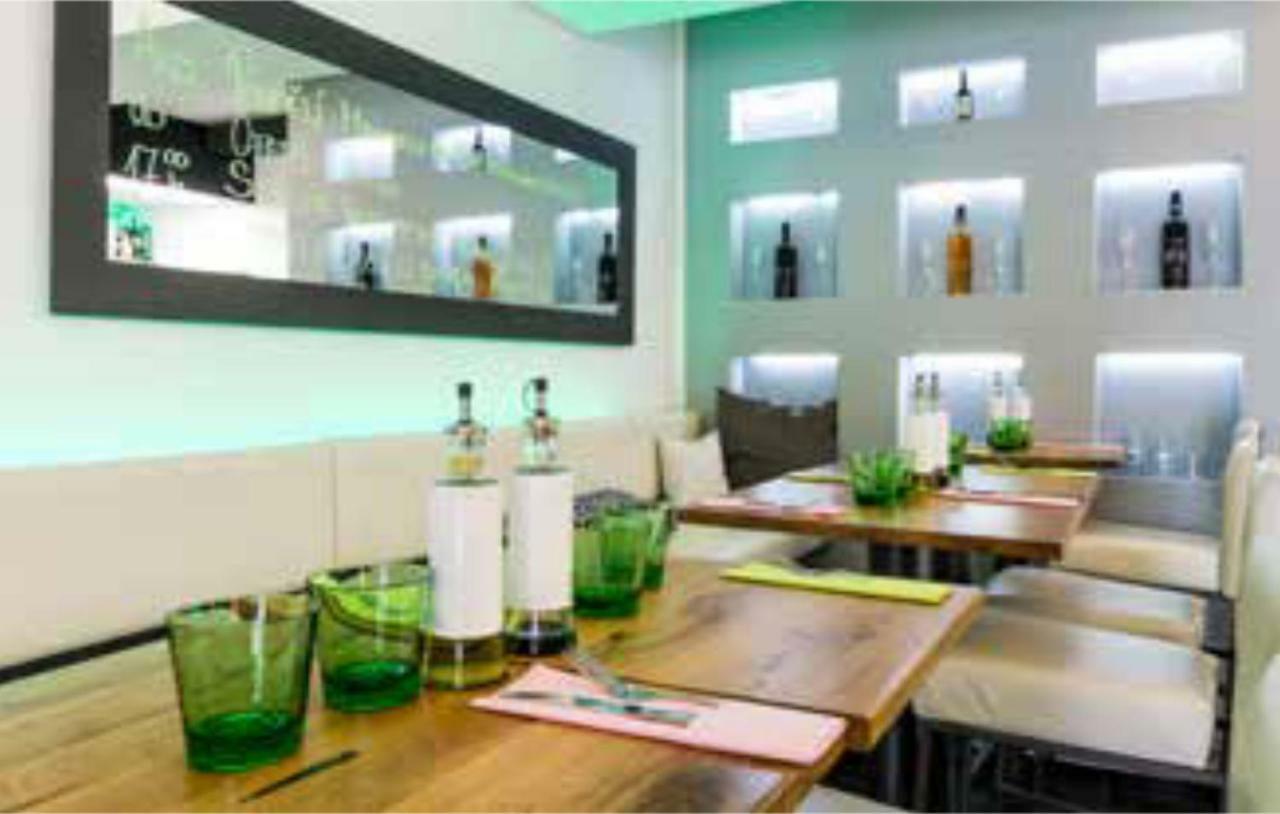 Apartmany Caffe & Grill Roudnice nad Labem Ngoại thất bức ảnh
