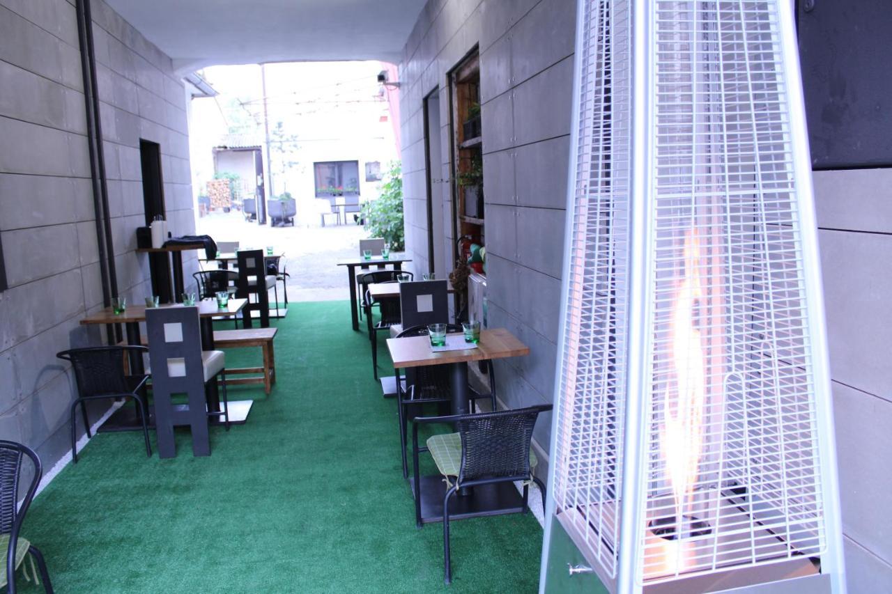 Apartmany Caffe & Grill Roudnice nad Labem Ngoại thất bức ảnh