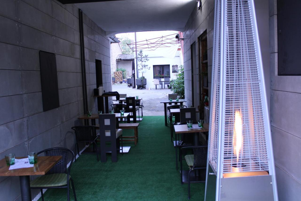 Apartmany Caffe & Grill Roudnice nad Labem Ngoại thất bức ảnh